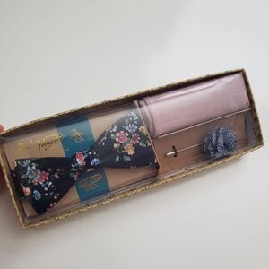 Original Penguin Navy Floral Bow Tie Suit Set